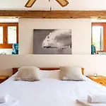 By Interhome Appartamento *