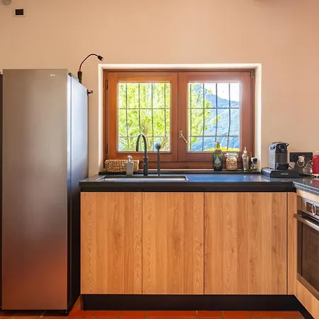 By Interhome Lejlighed Vercana